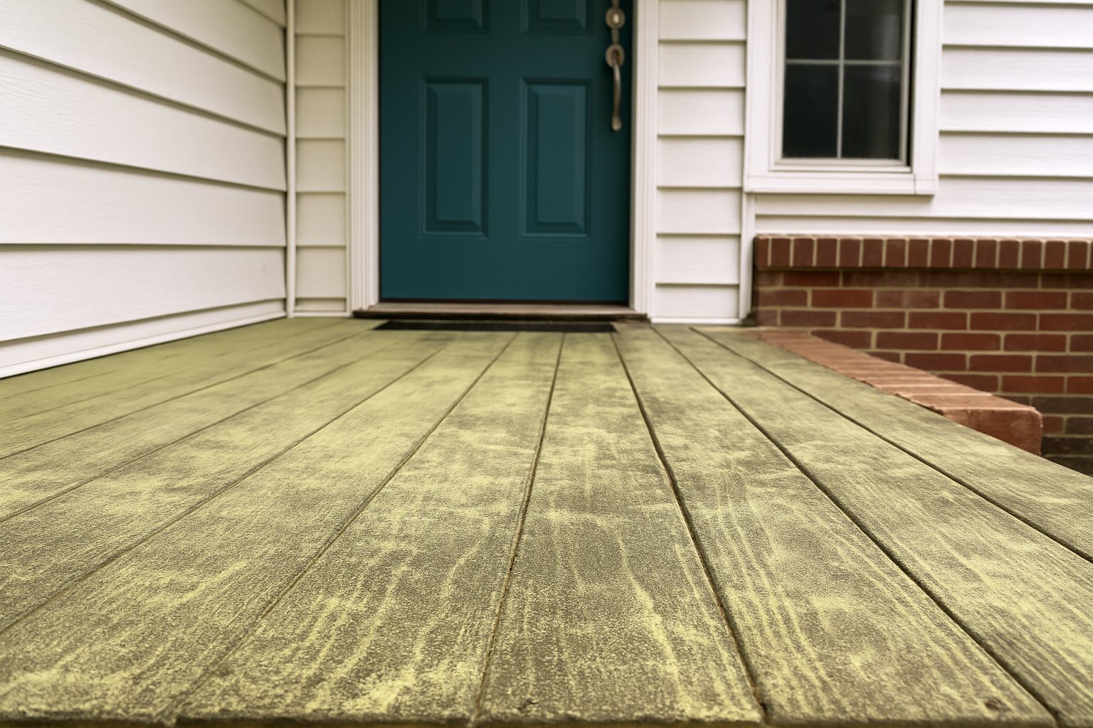 before pollen on deck in charlottesville